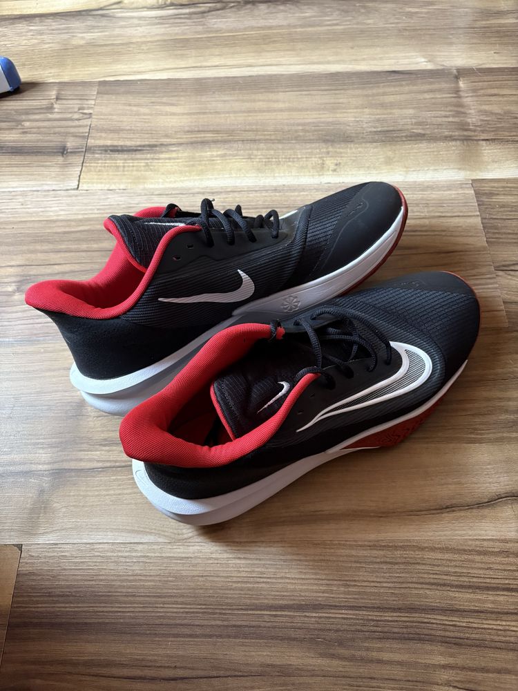 Оригинални обувки Nike Precision 7 !