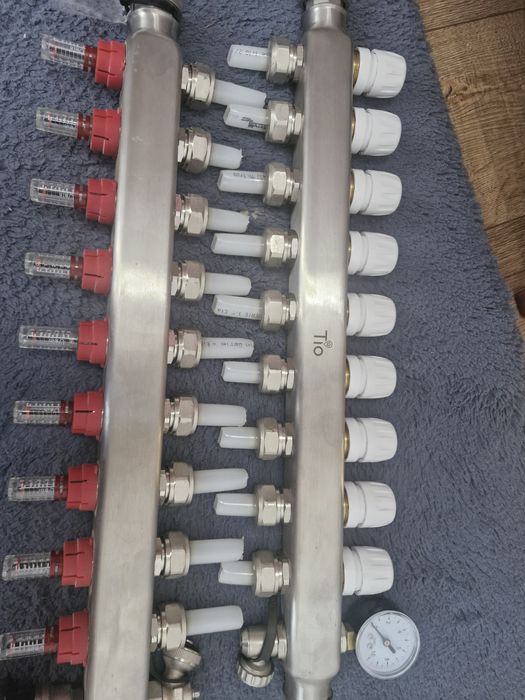 Distribuitor pardoseala