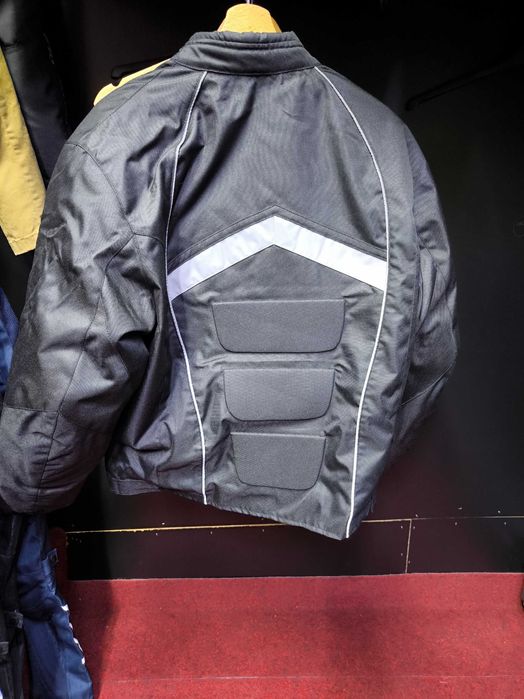 Geaca moto de iarna NOUA, protectii umeri coate si spate impermeabila