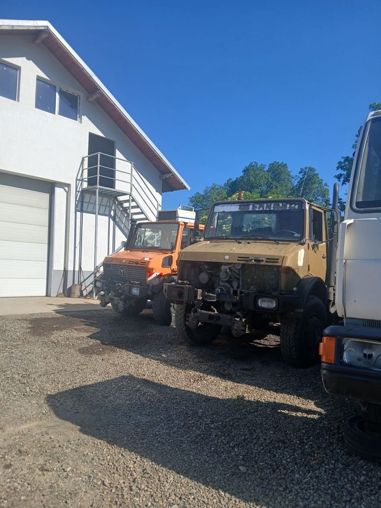Mercedes Unimog camion