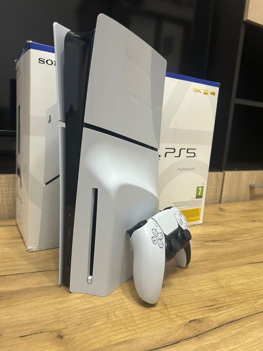 Vând Consola PlayStation 5 Slim (PS5) 1TB, D-Chassis, White