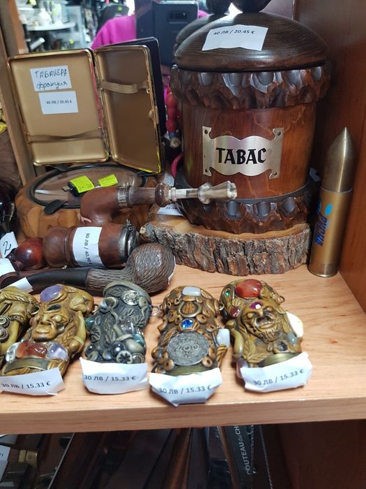 Най-различни модели за палки лули пепелници и други