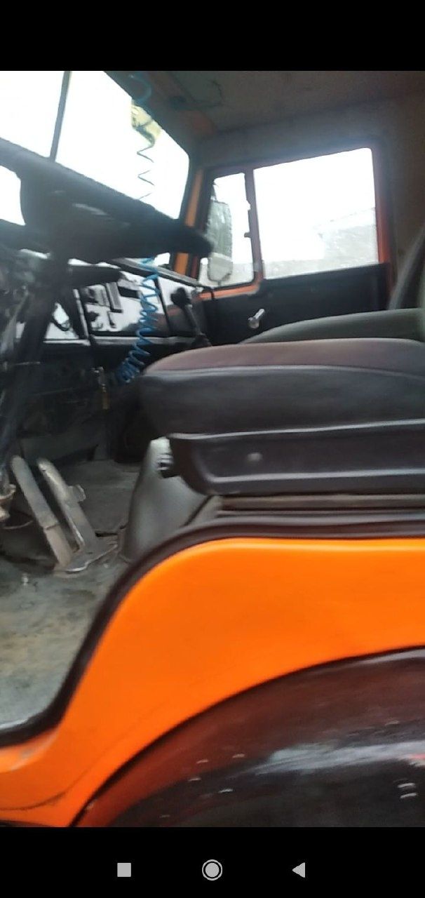 Kamaz samasval sotiladi