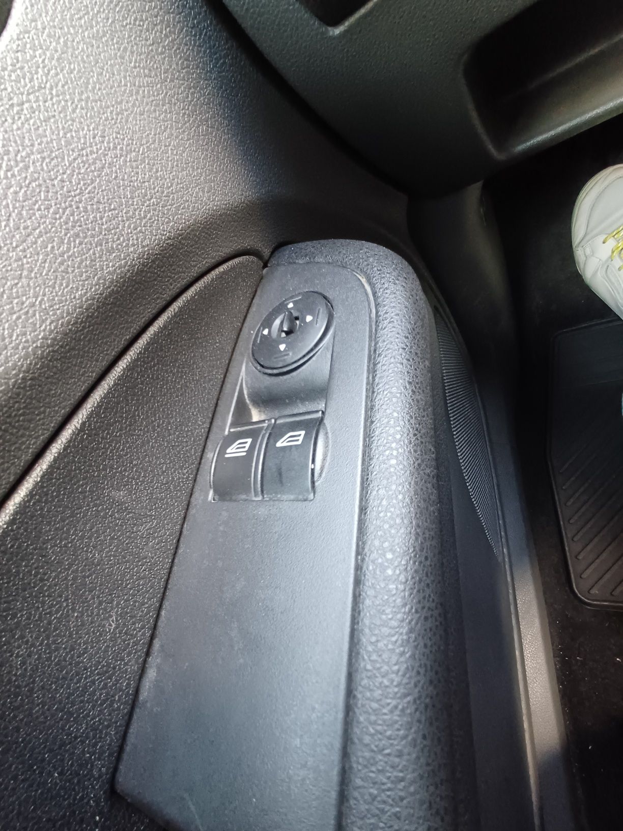 Vand Ford Focus 2, 1.6 benzina+GPL , an 2008