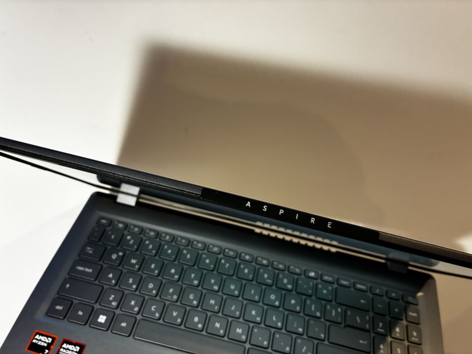 Лаптоп Acer Aspire 15 с гаранция