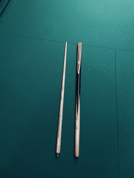 Бильярдный кии 145 см двухсостовный (хорошии)