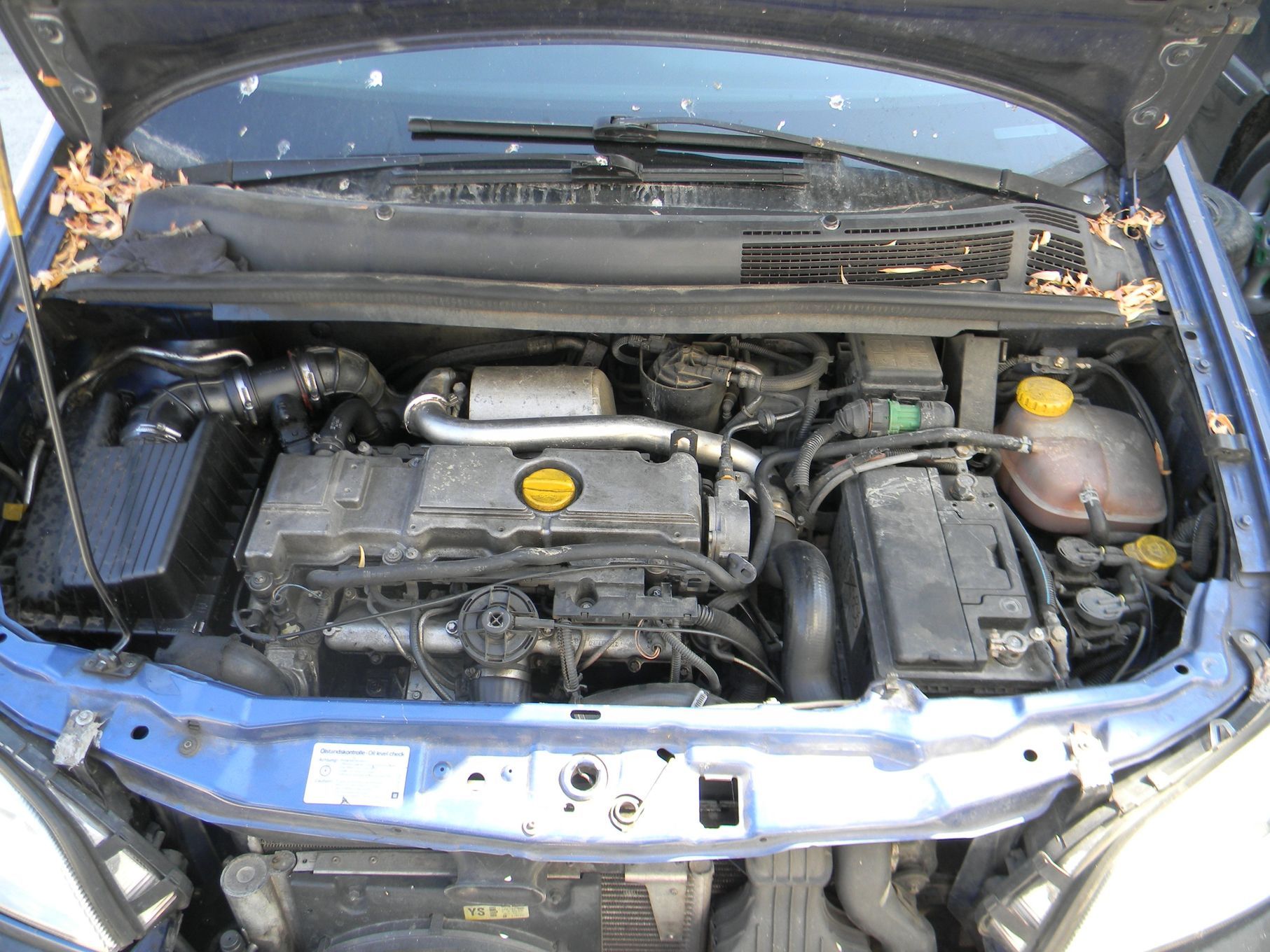 Dezmembrari  Opel ZAFIRA A (F75)  1999  > 2006 2.0 DTI 16V Motorina