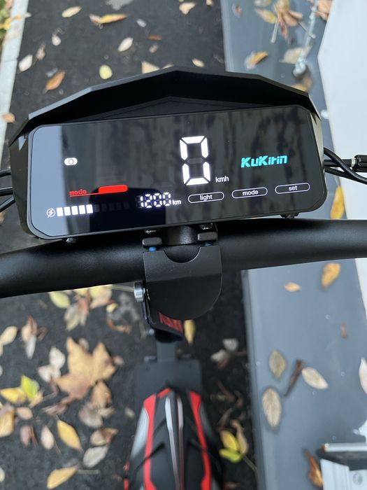 Vand Kukirin G2 , stare impecabila