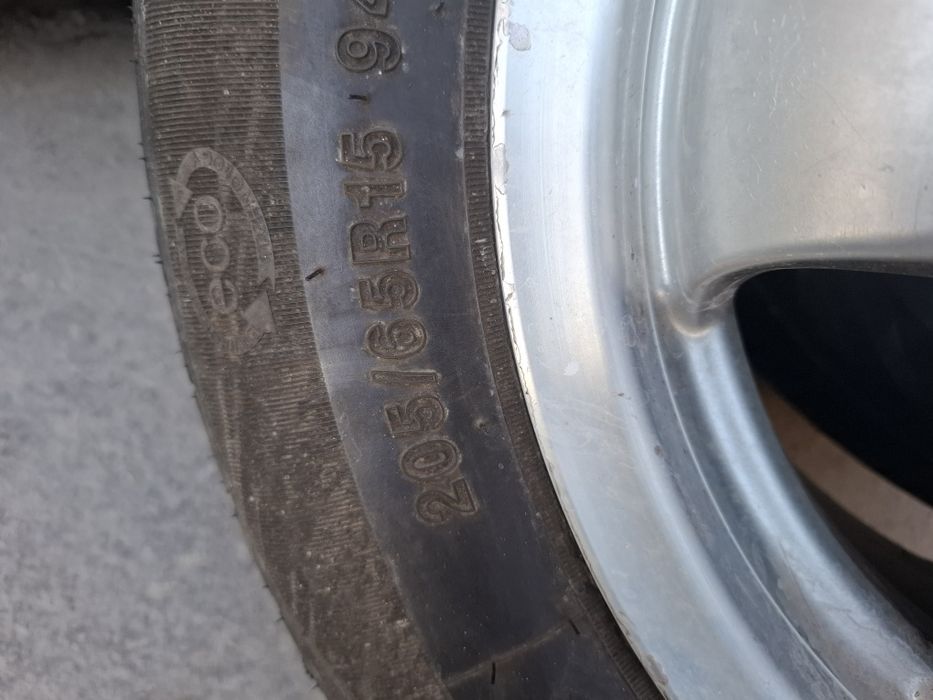 Диска с шынами 205.65.r15
