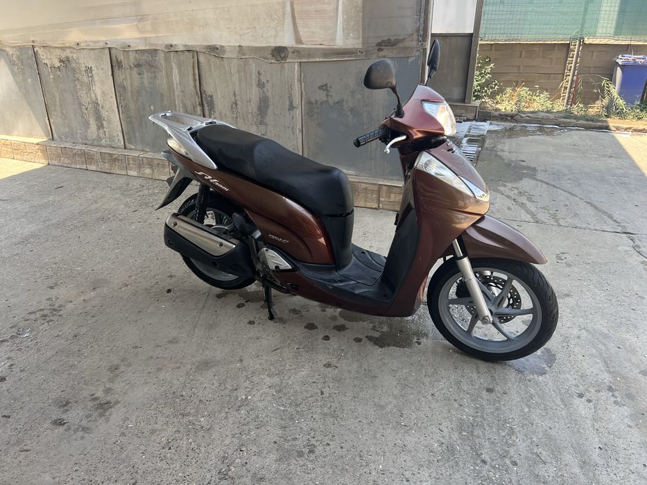 Honda sh300i 2010