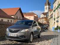 Lancia ypsilon 2016