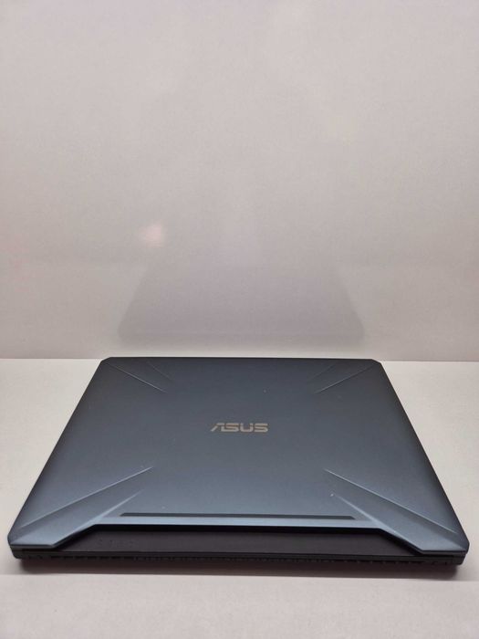 ASUS TUF GAMING Core i5-9300H GTX 1650 4GB  16/512gb M.2 NVMe
