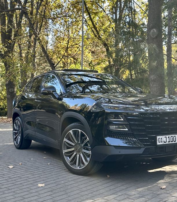 Продается Jetour Dashing 2023 г. 34500 км. Машина в отличном состояние