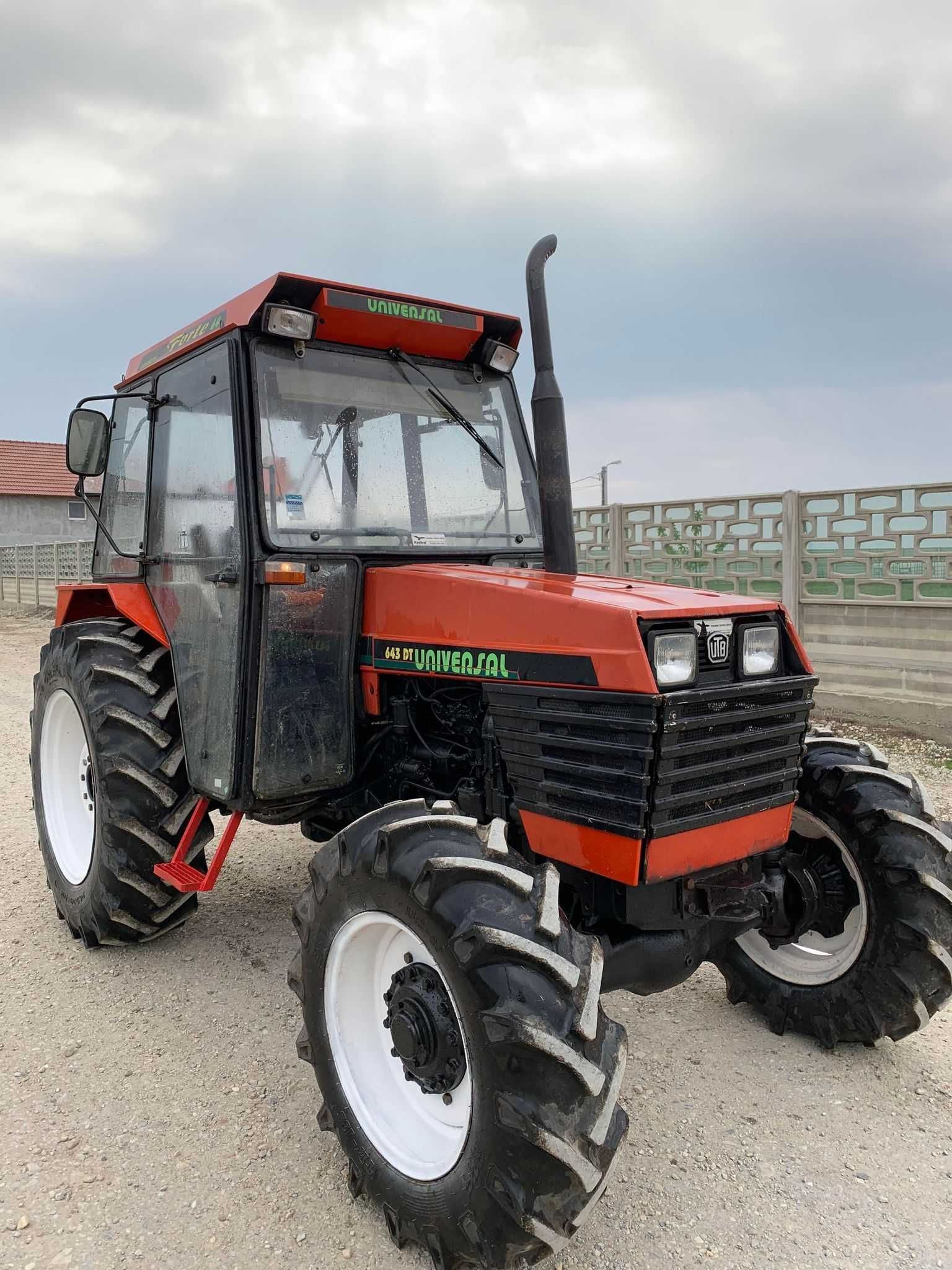 Tractor Universal 643 DT DTC Forte Export