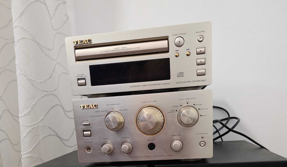 Linia de lux Amplificator Teac A-H300