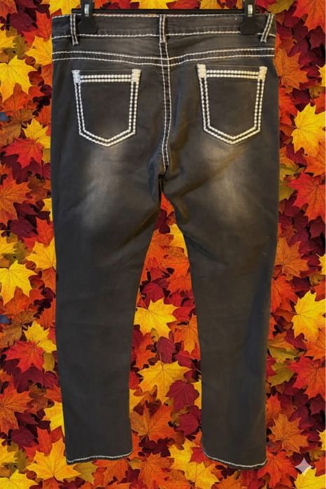 Blugi dama  cusaturi in contrast