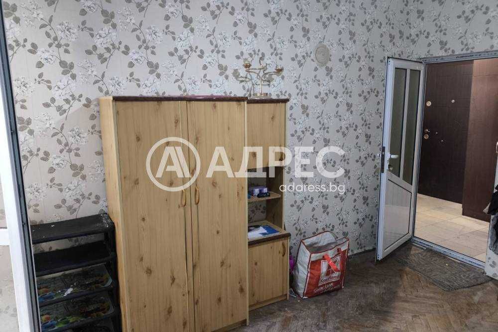 Двустаен тухлен  апартамент в центъра на гр. Разград