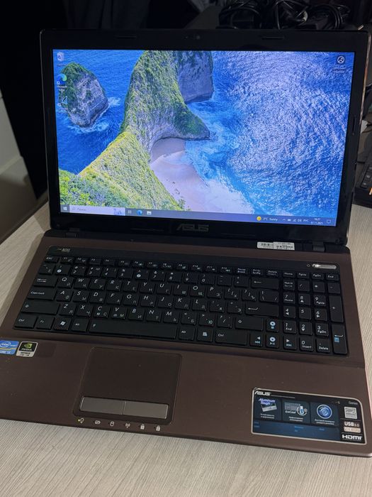 Продам ноутбук Asus k53s Core i3
