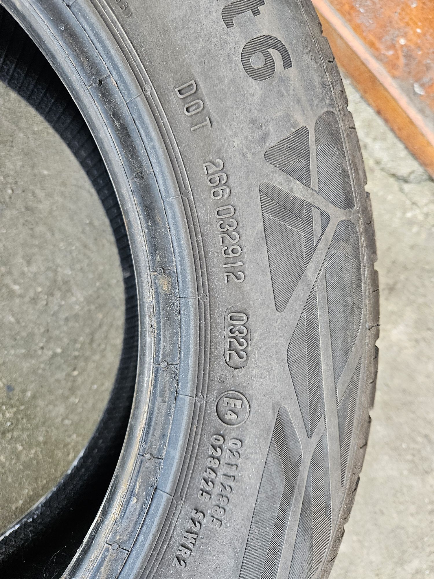 Vând anvelope de vara Continental 175/65 R14