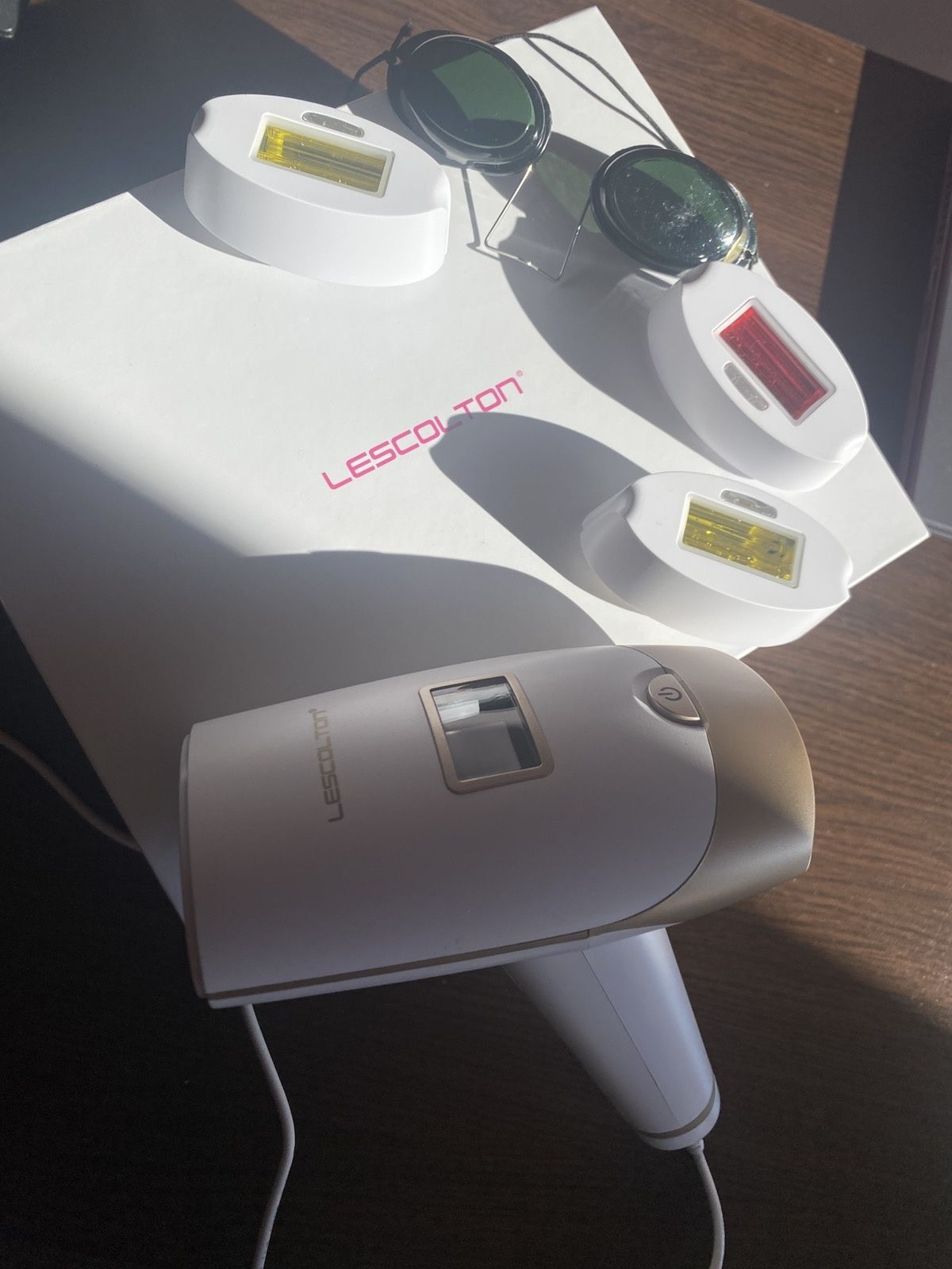 Фотоепилатор IPL Lescolton T 009,400 000 импулса,функция за подмладява