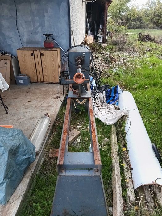 Дървен струг голям с монофазен мотор.