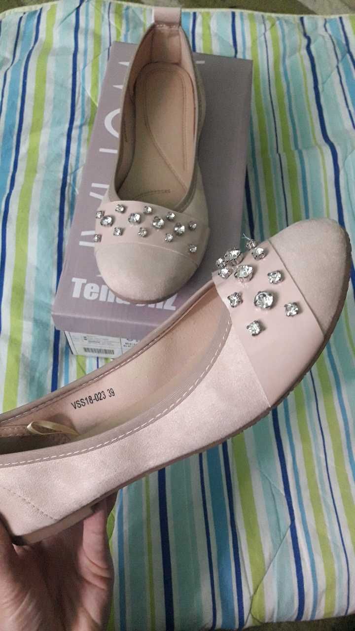 Дамски пантофи/обувки на равна подметка Tendenz