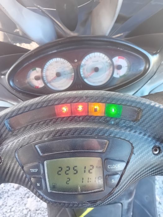 De vânzare Paiggio X9 250cc Maxiscuter