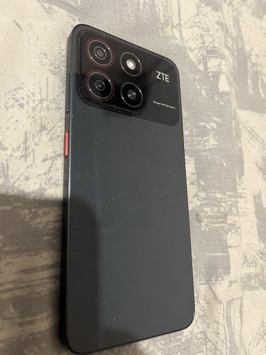 Продам телефны zte blade a 35