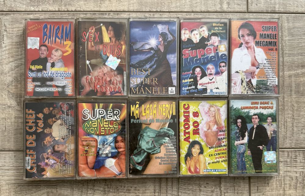 Lot 40 casete cu manele