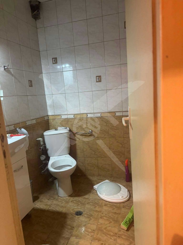Дава се под наем Двустаен апартамент в Варна, Погреби - 55 кв.м за 375 € - Снимка #5