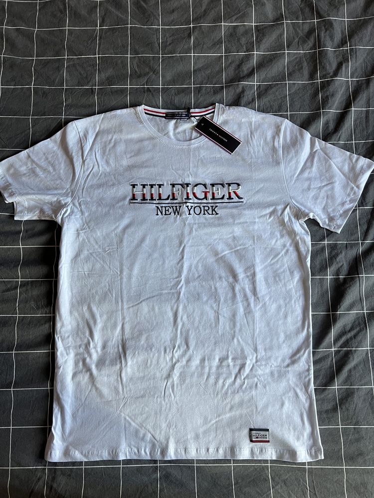 Tommy Hilfiger тениска