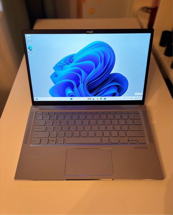 Laptop ASUS UM431DA AMD® Ryzen 7 3700U 14", Full HD, 16GB, 512GB SSD