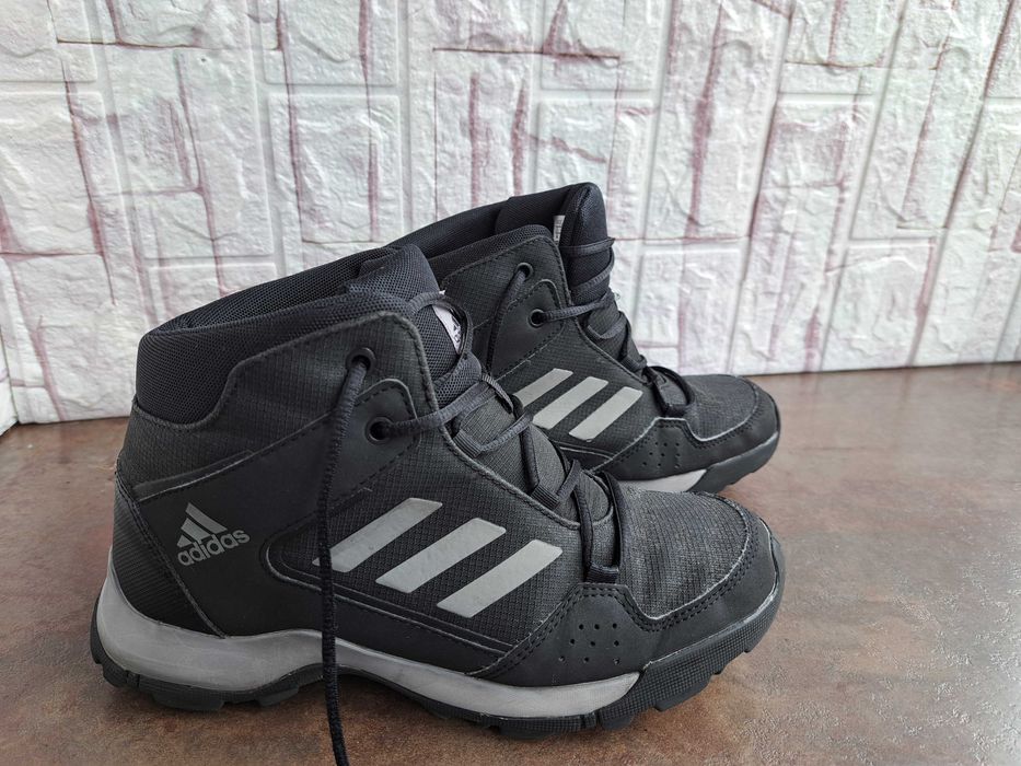 детски ботуши,зимни обувки,боти,апрески,Adidas номер36 за момче,адид
