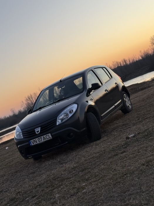 Dacia sandero 1.2 2010