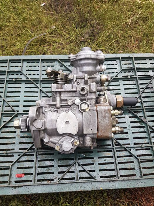 Pompă de injecție BOSCH VE 0460424177
