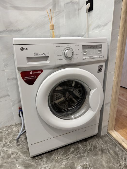 Стиральная машинка автомат Lg