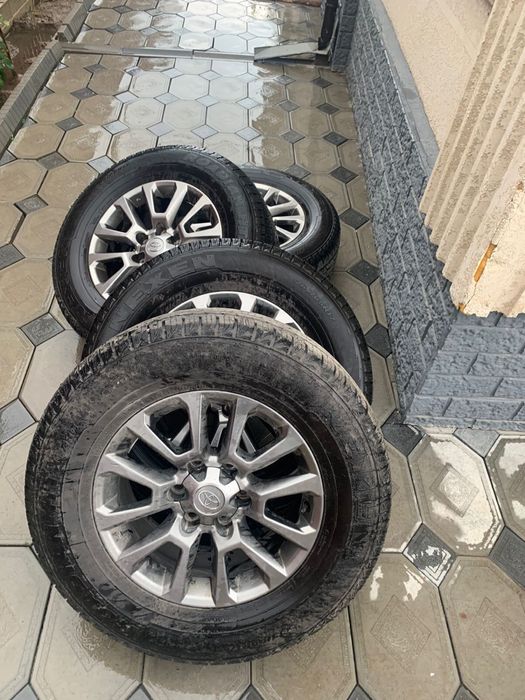 Продам шины с дисками
