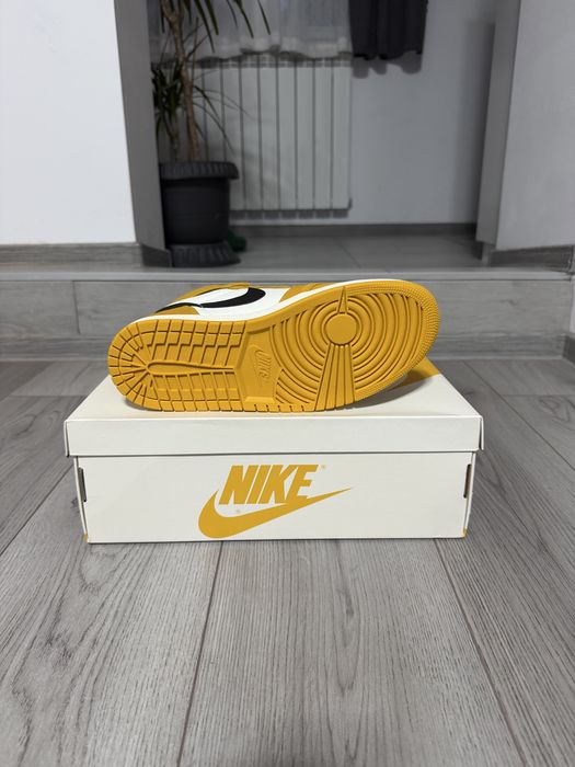 Air Jordan 1 High Og ,,Yellow Ochre’’