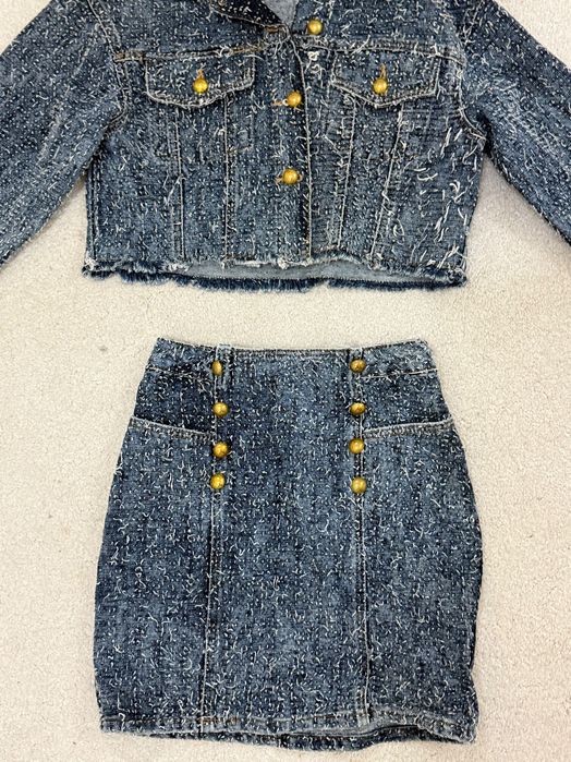 Дамски дънков комплект с пола и яке