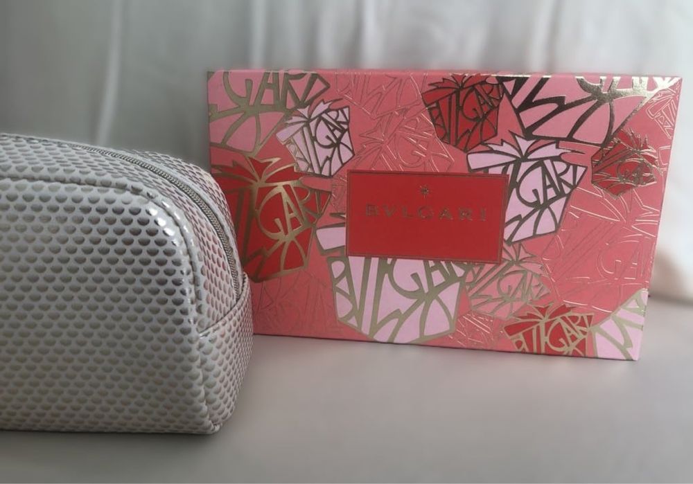 Луксозен козметичен несесер Bvlgari