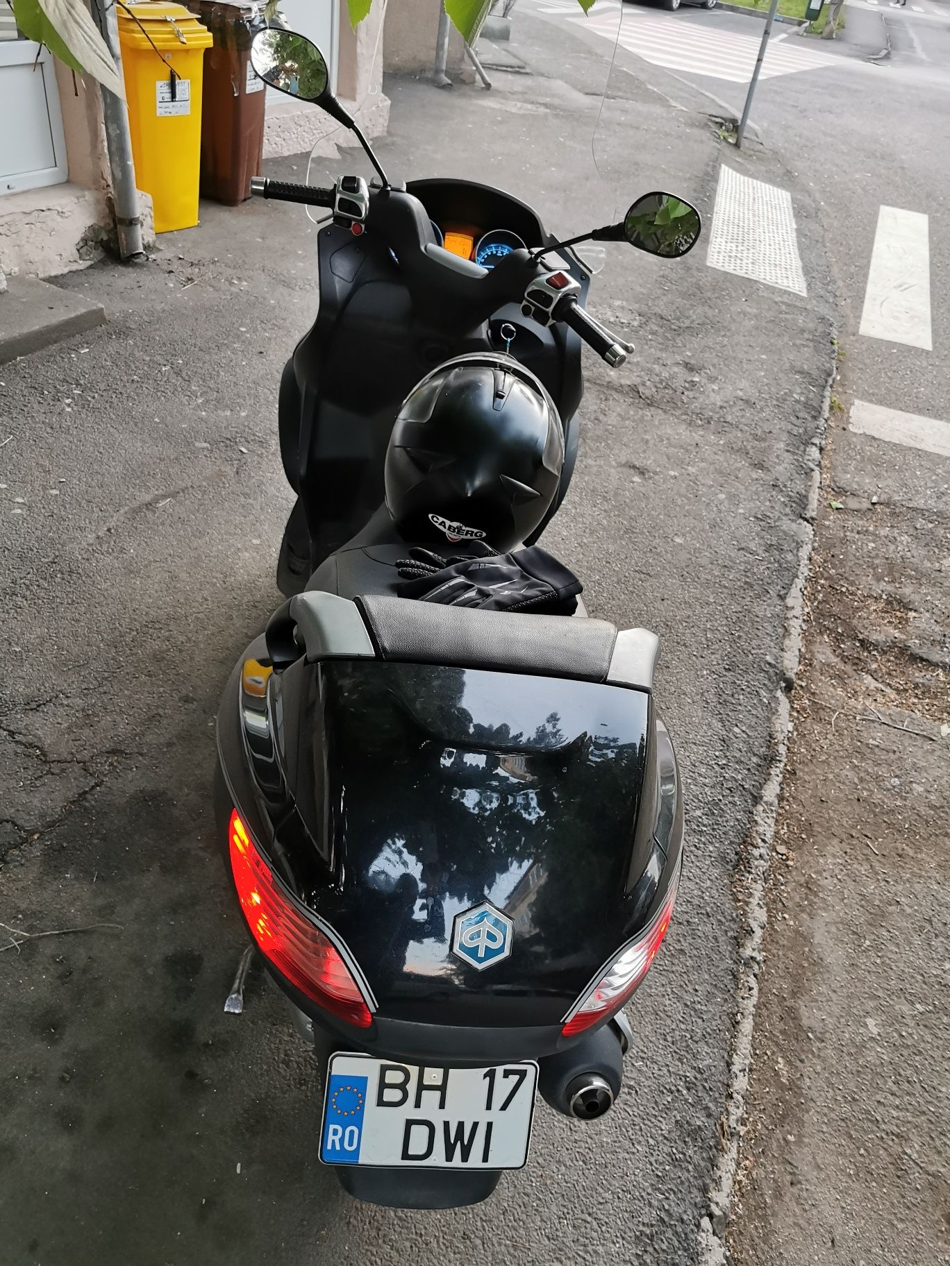 Super Scuter Piaggio MP3 Roți+CascaNolan Or!!  Inm. in RO!! 250cc 25Cp