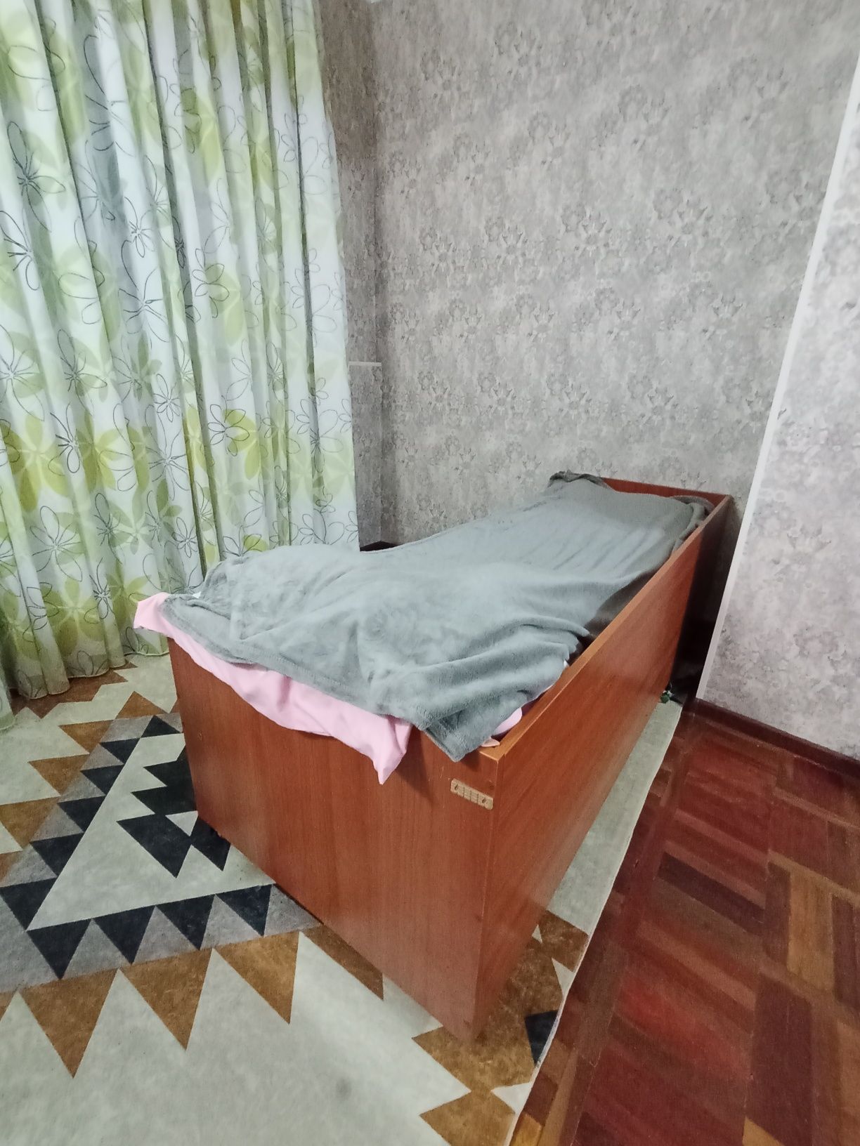 Двухъярусная кровать + односпалка
