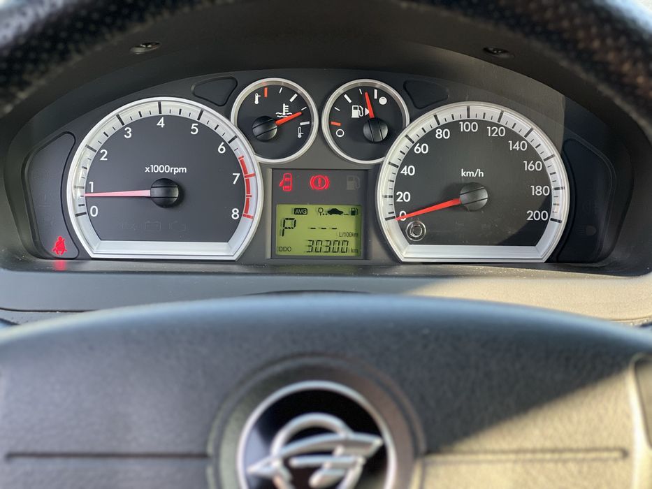 Nexia 3 2018 yil oq Ravon r3 holati ideal 30500km yurgan