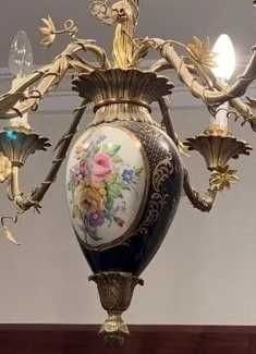 Plafoniera din bronz antic si portelan albastru cobalt Spania, sec XX.