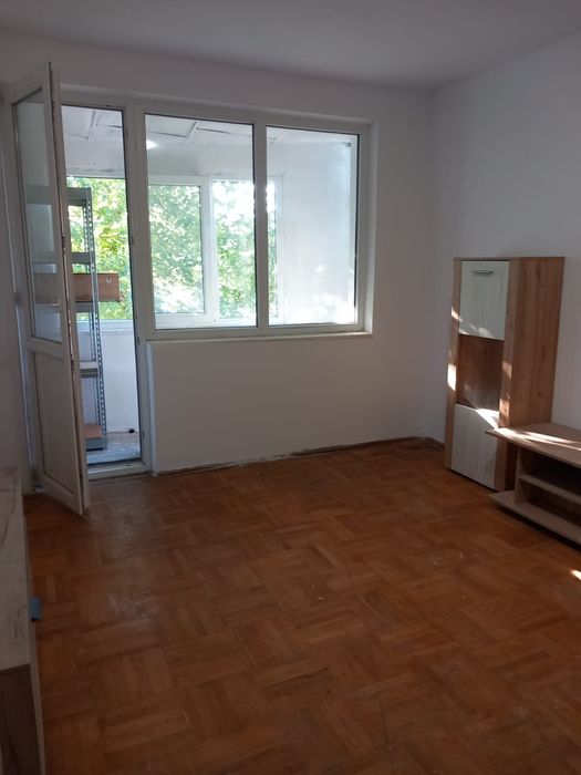 Vând ap 2 camere