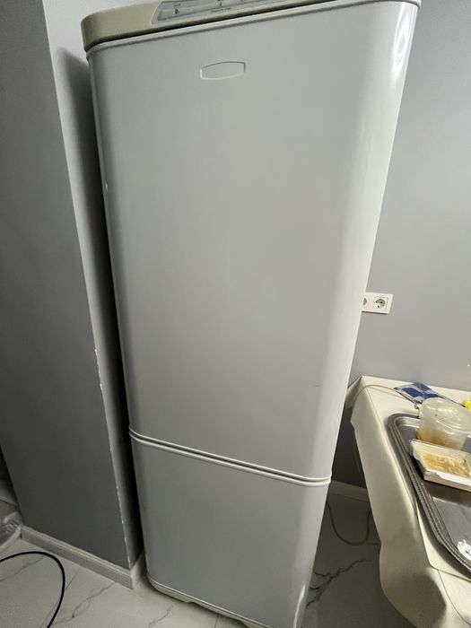 Холодильник Бирюса