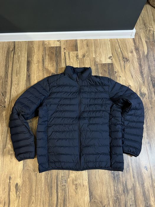 Яке Uni Qlo Ulta Light Down size XL