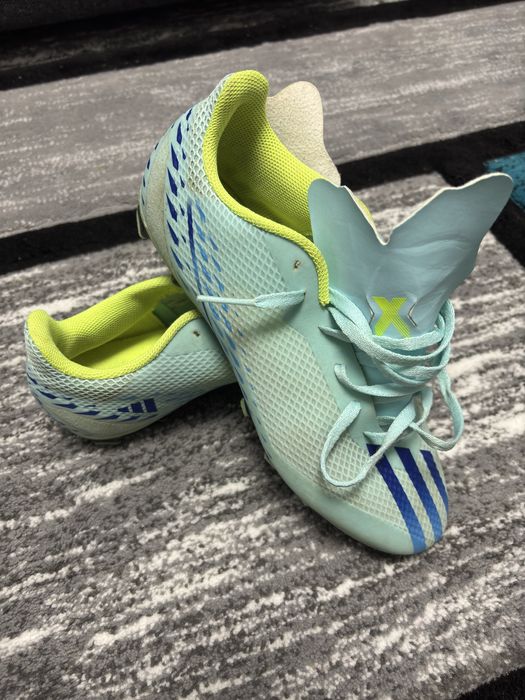 Ghete Adidas fotbal