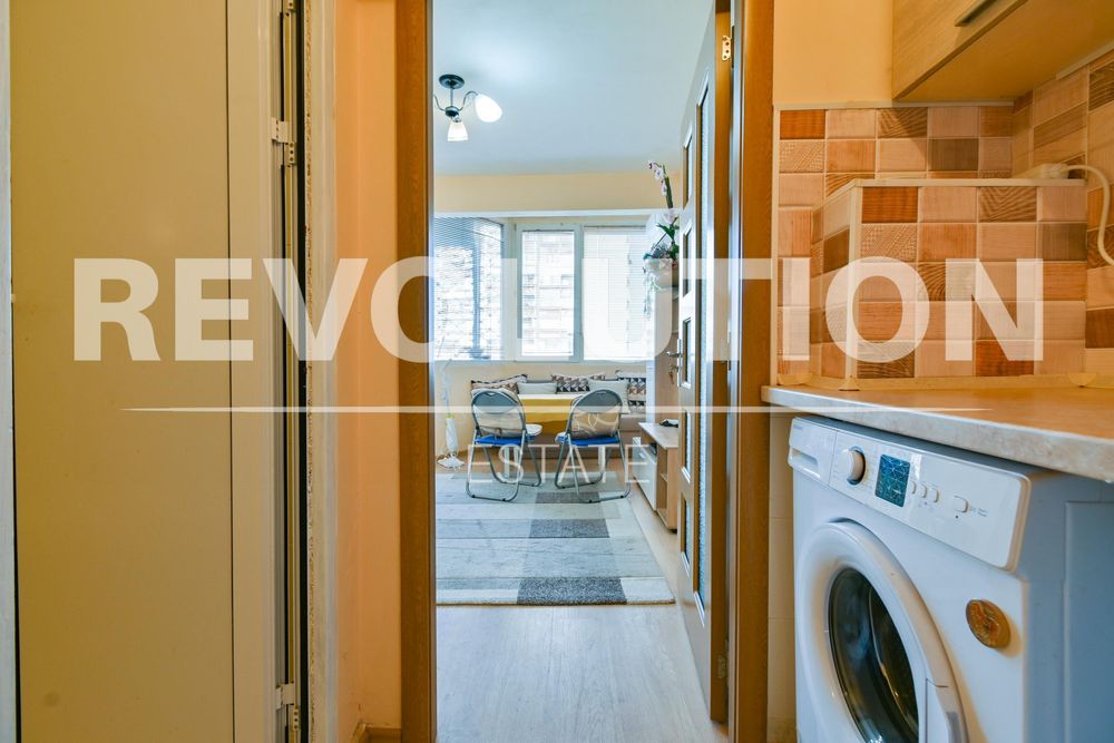 Дава се под наем Едностаен апартамент в София, Люлин 5 - 30 кв.м за 306 € - Снимка #5