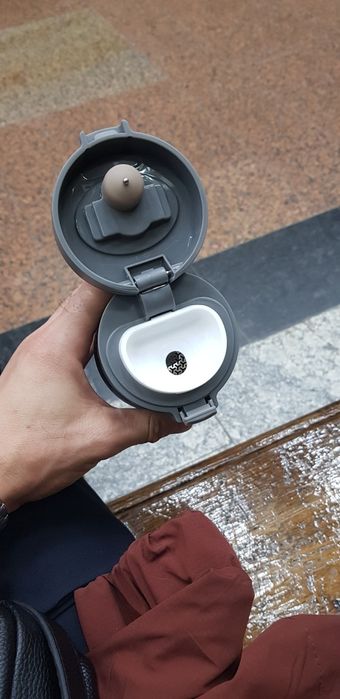 Mini termos haroratni korsatadi